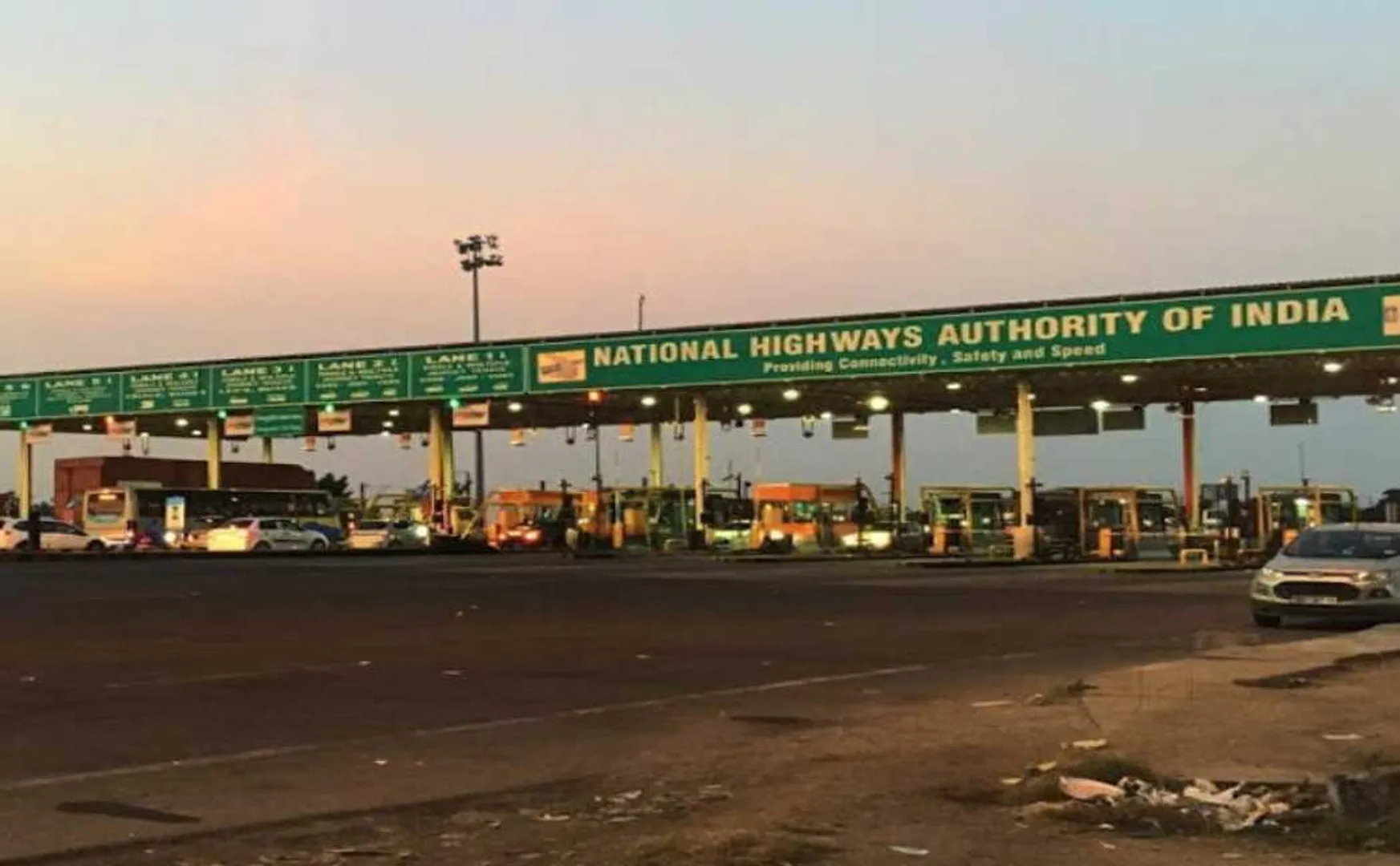 tamilnadu toll plazas high peopels vehicles